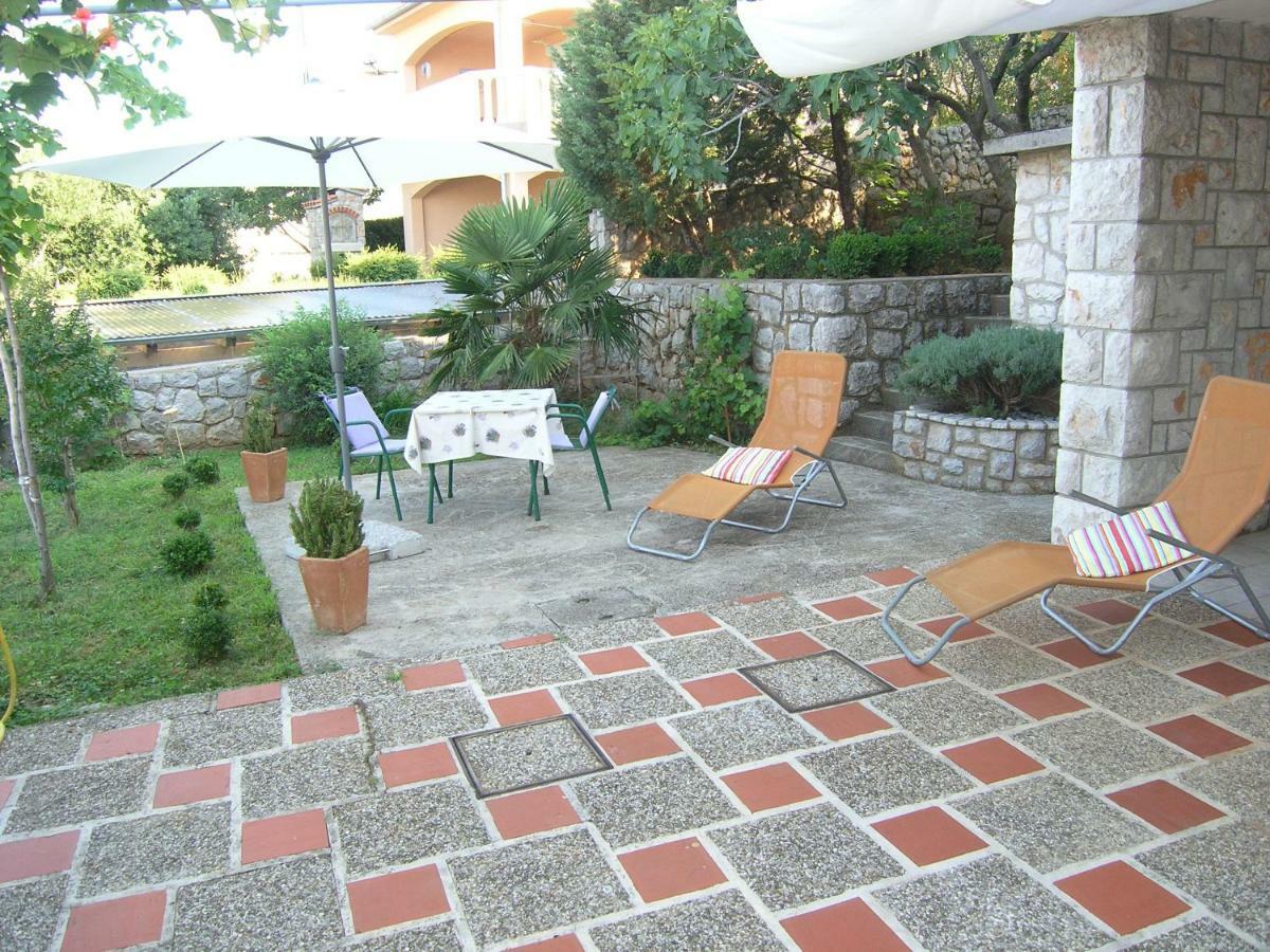 Apartment Viktoria Klenovica Bagian luar foto